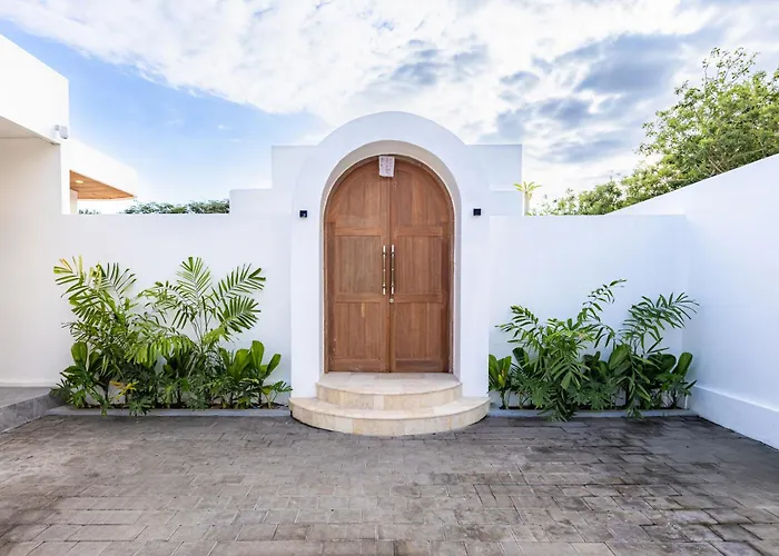 Desaulu - Private Escape With Sunlit Pool In * Uluwatu