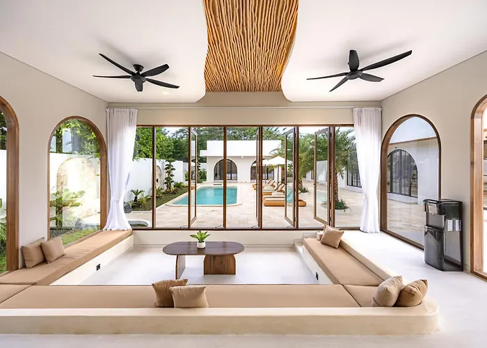 Desaulu - Private Escape With Sunlit Pool In