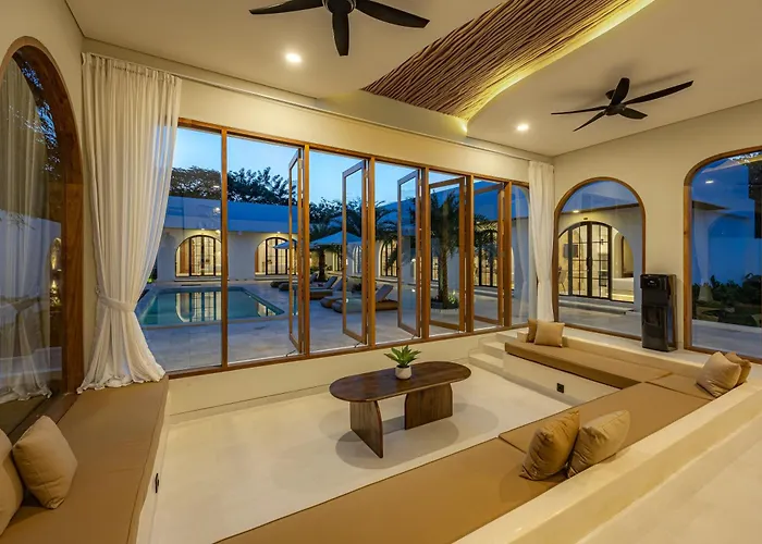 Desaulu - Private Escape With Sunlit Pool In Orman Evi *